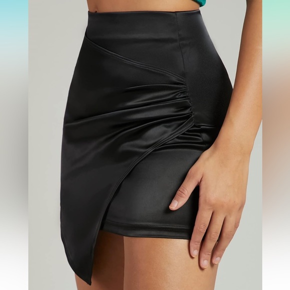 WDIRARA Women's High Waist Wrap Asymmetrical Hem Ruched
Satin Mini Skirt - Picture 4 of 7